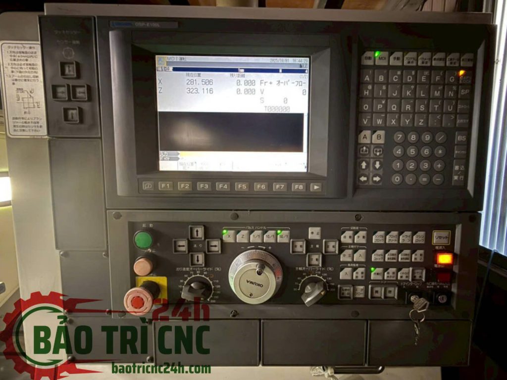 Máy tiện CNC Okuma LB300T